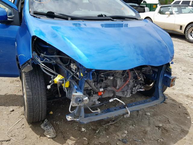 JTDKDTB39D1540291 - 2013 TOYOTA PRIUS C BLUE photo 9