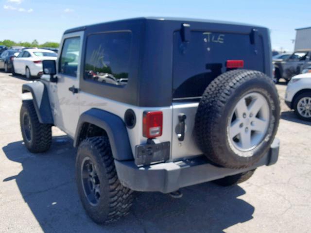 1J4FA241X9L739601 - 2009 JEEP WRANGLER X SILVER photo 3