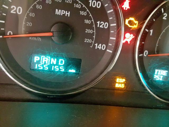 1J8HG58N96C216084 - 2006 JEEP COMMANDER TAN photo 8