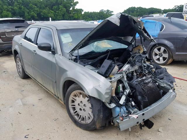 2C3JA43R95H673024 - 2005 CHRYSLER 300 GREEN photo 1