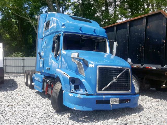 4V4NC9KJ4CN559411 - 2012 VOLVO VN VNL BLUE photo 1