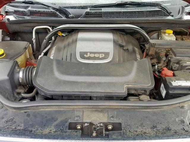 1J8HH582X6C247735 - 2006 JEEP COMMANDER MAROON photo 7