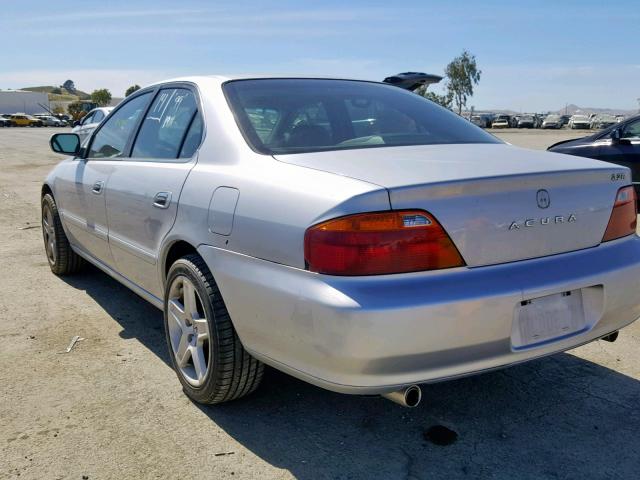 19UUA5659XA047063 - 1999 ACURA 3.2TL SILVER photo 3