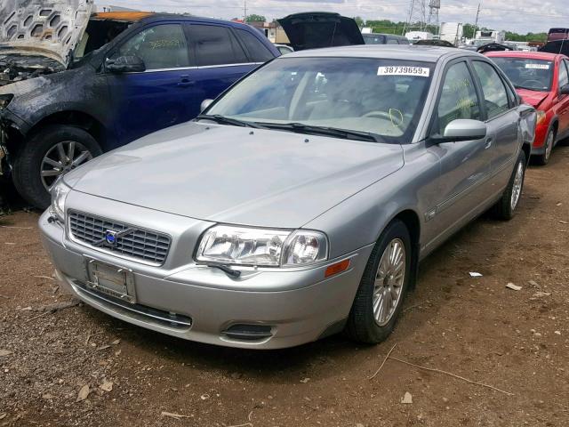 YV1TS92D441342749 - 2004 VOLVO S80 SILVER photo 2