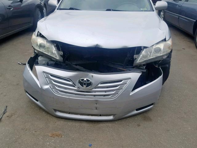 4T1BE46K07U703302 - 2007 TOYOTA CAMRY NEW SILVER photo 9