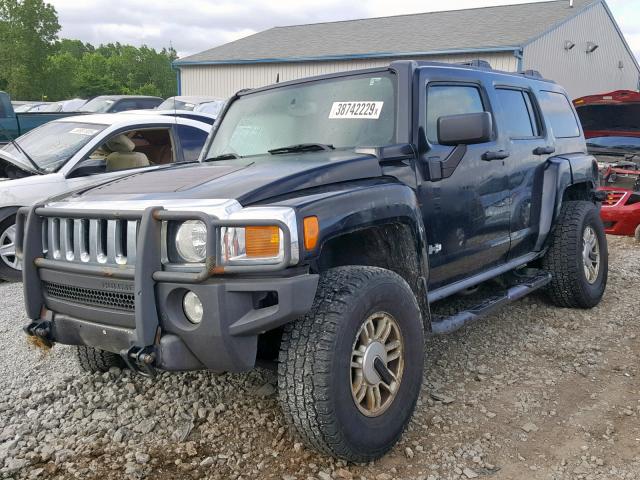 5GTDN136868102853 - 2006 HUMMER H3 BLACK photo 2