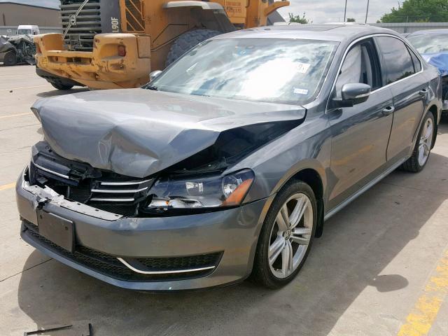 1VWBS7A37EC117002 - 2014 VOLKSWAGEN PASSAT SE GRAY photo 2