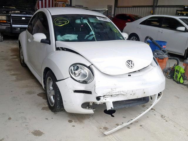 3VWPG3AG8AM011198 - 2010 VOLKSWAGEN NEW BEETLE თეთრი ფოტო 1