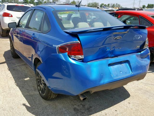 1FAHP3GNXAW162403 - 2010 FORD FOCUS SES BLUE photo 3