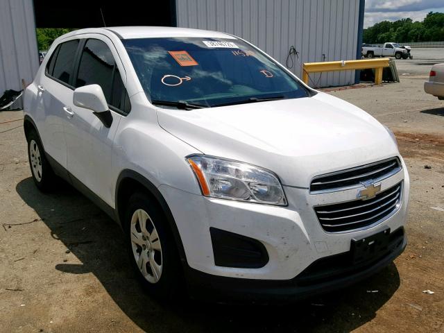 KL7CJKSBXFB115218 - 2015 CHEVROLET TRAX LS WHITE photo 1