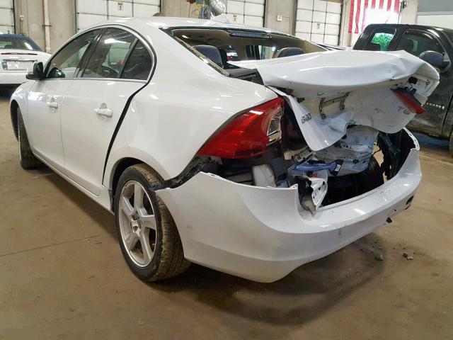 YV1622FS0C2039490 - 2012 VOLVO S60 T5 WHITE photo 3