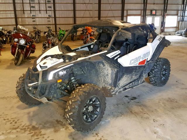 3JBVGAW25HK000504 - 2017 CAN-AM MAVERICK X WHITE photo 2