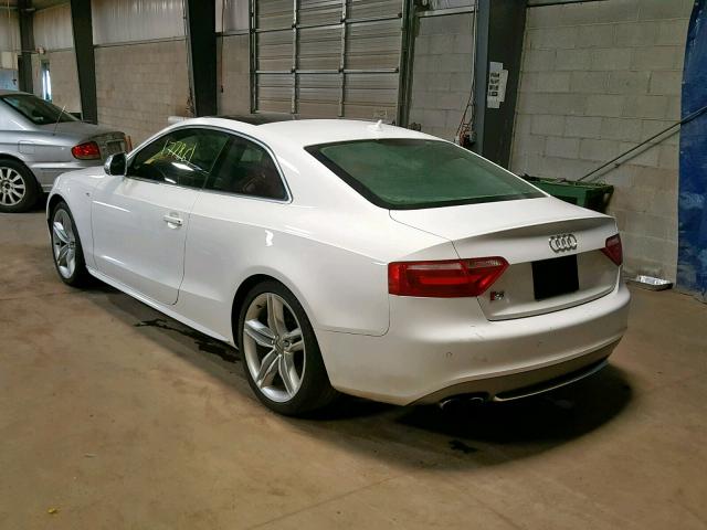 WAURV78T49A031921 - 2009 AUDI S5 QUATTRO WHITE photo 3