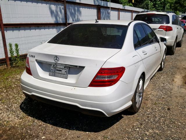 WDDGF4HB6EG223917 - 2014 MERCEDES-BENZ C 250 WHITE photo 4