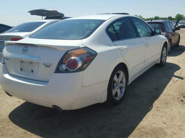 1N4BL21E77C166522 - 2007 NISSAN ALTIMA 3.5 WHITE photo 4