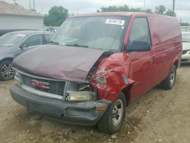 1GTDM19X12B510523 - 2002 GMC SAFARI XT MAROON photo 2