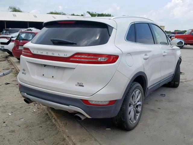 5LMCJ1A97FUJ37203 - 2015 LINCOLN MKC WHITE photo 4