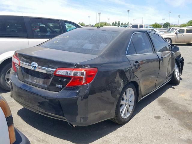 4T1BD1FK8CU045482 - 2012 TOYOTA CAMRY HYBR BLACK photo 4