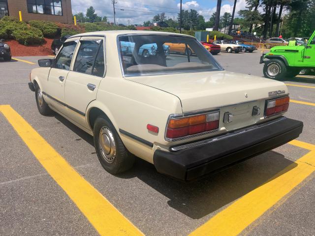 JT2RT32E4B0022877 - 1981 TOYOTA CORONA DLX GOLD photo 5