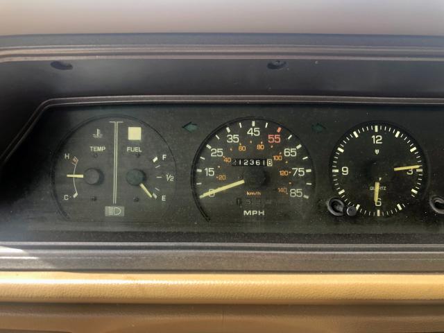 JT2RT32E4B0022877 - 1981 TOYOTA CORONA DLX GOLD photo 9