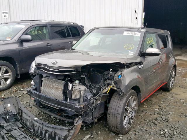 KNDJX3AA2J7562774 - 2018 KIA SOUL ! GRAY photo 2