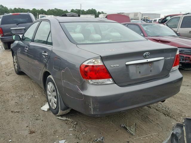 4T1BE32K35U582536 - 2005 TOYOTA CAMRY LE GRAY photo 3