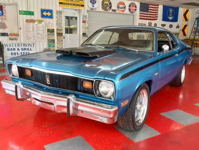VL29G6G131275 - 1976 PLYMOUTH DUSTER BLUE photo 2