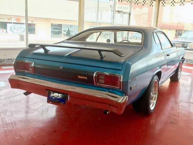 VL29G6G131275 - 1976 PLYMOUTH DUSTER BLUE photo 4