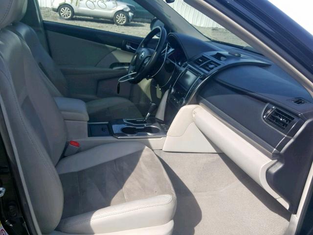 4T1BD1FK0CU010211 - 2012 TOYOTA CAMRY HYBR GRAY photo 5