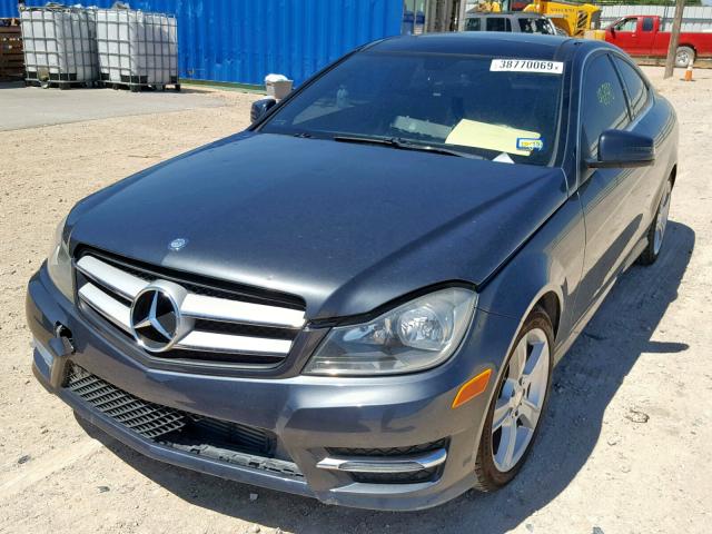 WDDGJ4HBXDG060735 - 2013 MERCEDES-BENZ C 250 GRAY photo 2