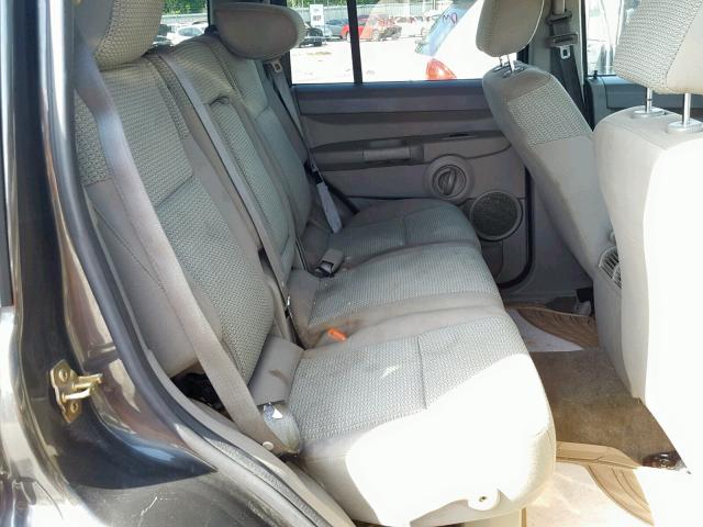 1J8HH48K06C203480 - 2006 JEEP COMMANDER GRAY photo 6