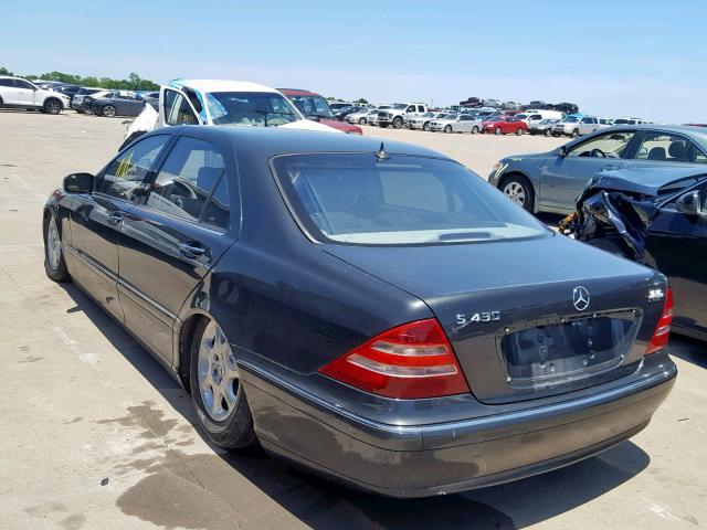 WDBNG70J62A245609 - 2002 MERCEDES-BENZ S 430 GRAY photo 3
