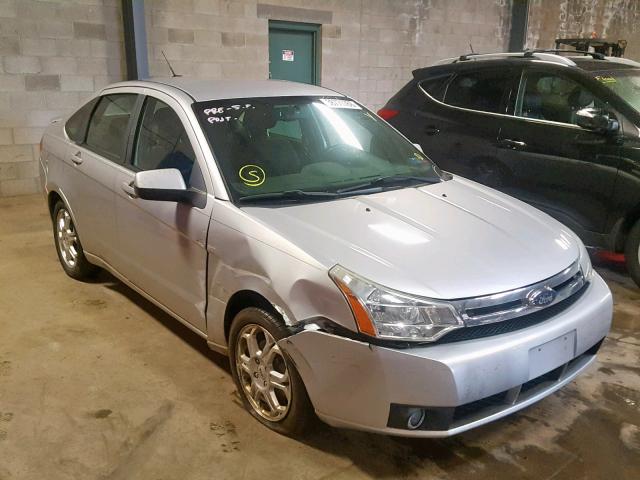 1FAHP36N99W246581 - 2009 FORD FOCUS SES SILVER photo 1