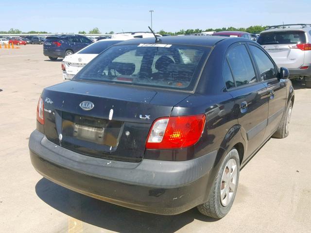 KNADE123966177195 - 2006 KIA RIO BLACK photo 4