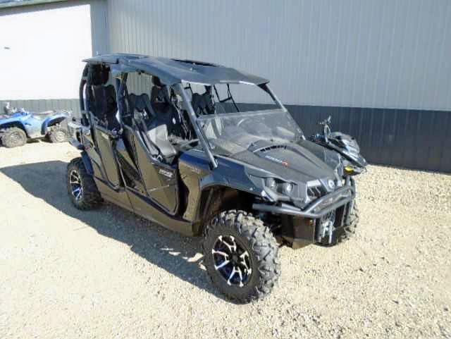 3JBKUAX21KJ000099 - 2019 CAN-AM COMMANDER BLACK photo 1