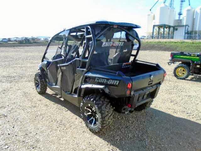 3JBKUAX21KJ000099 - 2019 CAN-AM COMMANDER BLACK photo 3