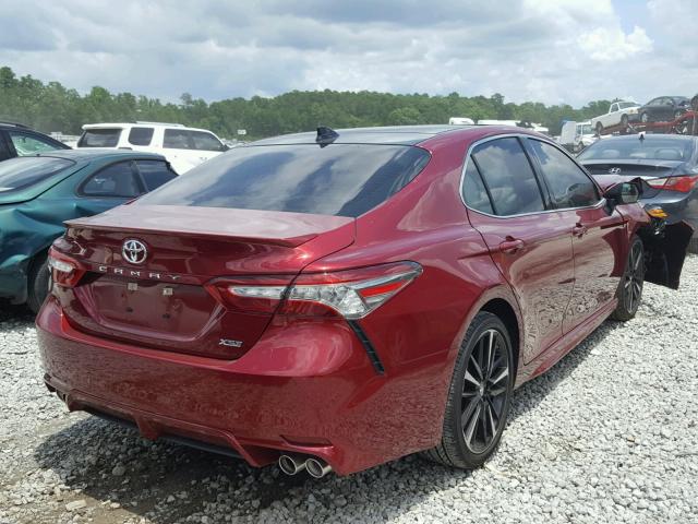 4T1BZ1HKXJU505415 - 2018 TOYOTA CAMRY XSE BURGUNDY photo 4