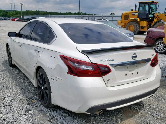 1N4AL3AP0HC244787 - 2017 NISSAN ALTIMA 2.5 WHITE photo 3