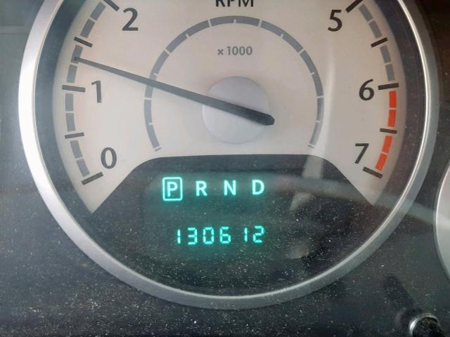 2A4RR5D15AR270923 - 2010 CHRYSLER TOWN & COU 银色 照片 8