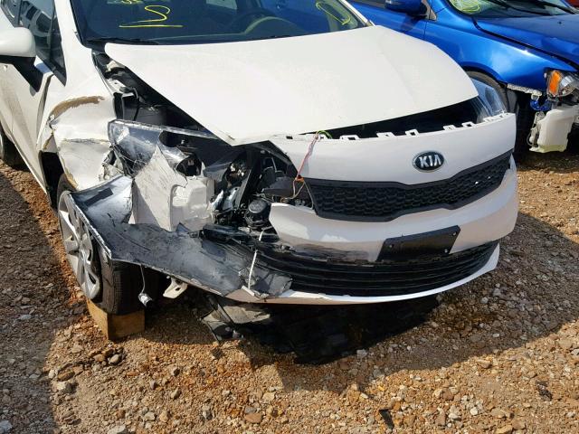 KNADM4A31H6100104 - 2017 KIA RIO LX WHITE photo 9