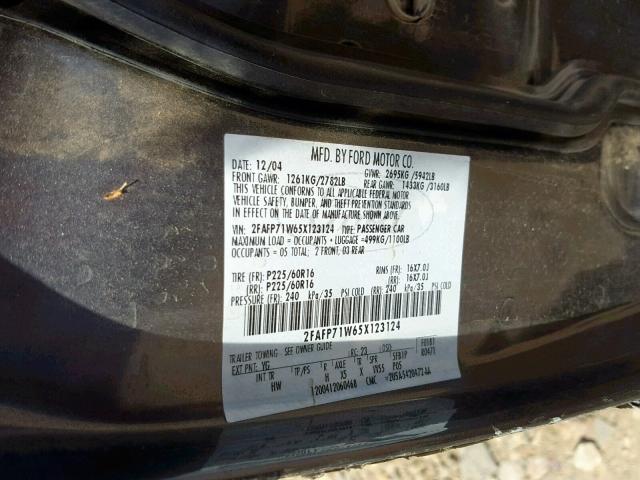 2FAFP71W65X123124 - 2005 FORD CROWN VICT GRAY photo 10