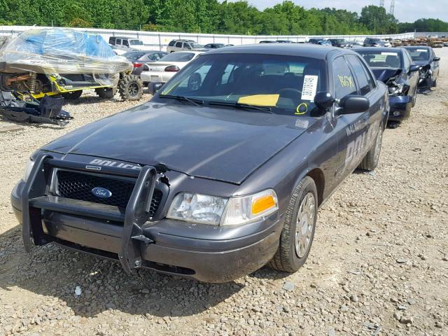 2FAFP71W65X123124 - 2005 FORD CROWN VICT GRAY photo 2