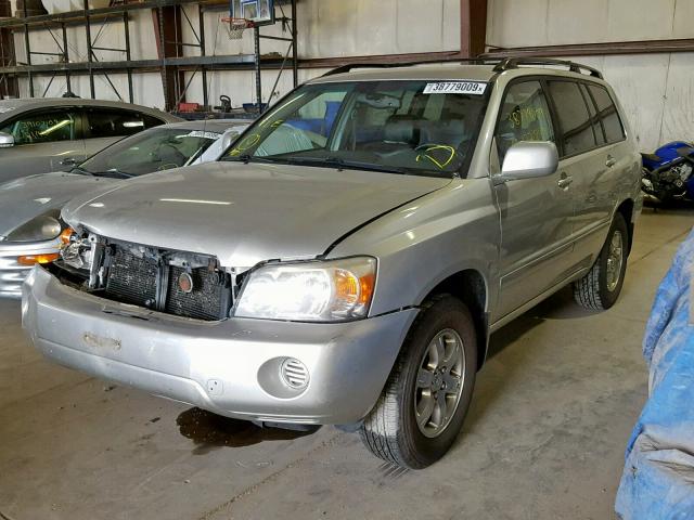 JTEGP21AX50067236 - 2005 TOYOTA HIGHLANDER SILVER photo 2