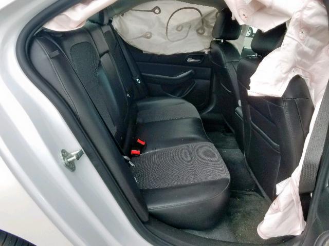 1G11C5SL6FF120688 - 2015 CHEVROLET MALIBU 1LT თეთრი ფოტო 6