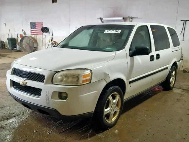 1GNDV23167D110791 - 2007 CHEVROLET UPLANDER L WHITE photo 2