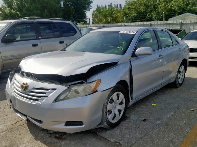 JTNBE46K373051667 - 2007 TOYOTA CAMRY NEW SILVER photo 2