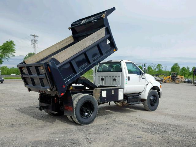 3FRXF7FC4BV677542 - 2011 FORD F750 SUPER WHITE photo 4