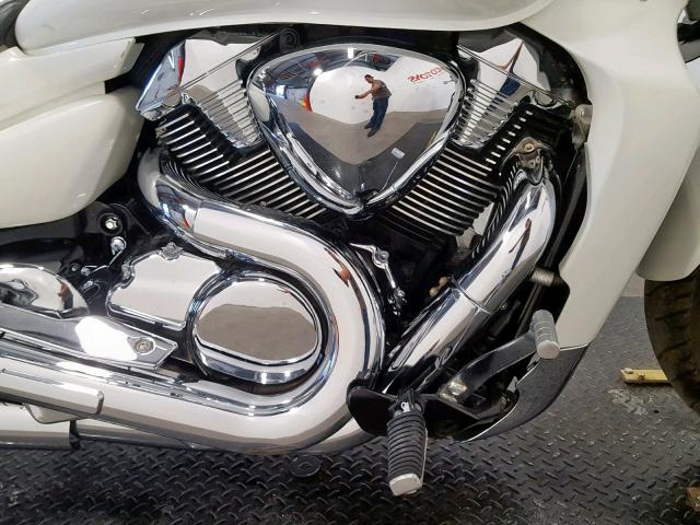 JS1VY53A372104121 - 2007 SUZUKI VZR1800 WHITE photo 5