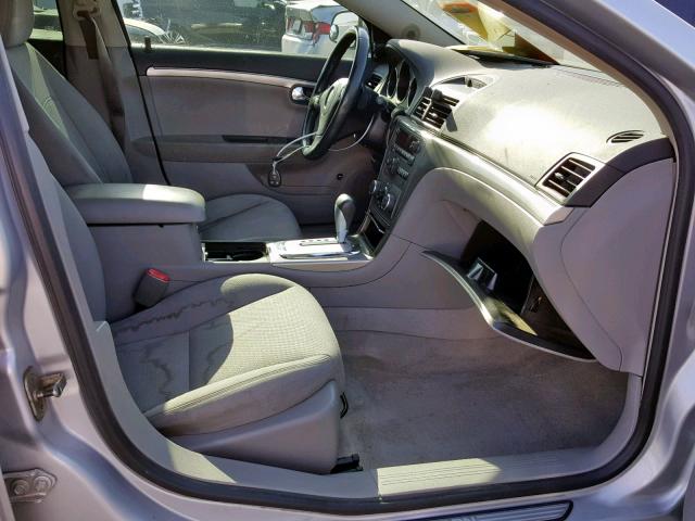 1G8ZS57BX9F182848 - 2009 SATURN AURA XE SILVER photo 5