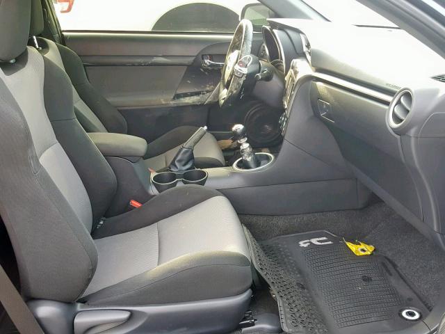 JTKJF5C74GJ018250 - 2016 TOYOTA SCION TC ლურჯი ფოტო 5
